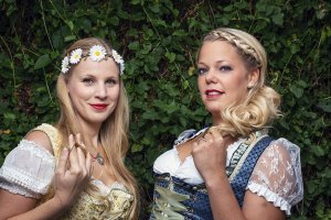 Foto-Shooting mit Models zum Thema 'Oktoberfest' und 'Dirndl'. Köln 04.09.2015